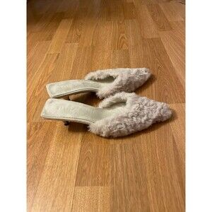 Fuzzy Fur Kitten Heels Pumps Mules Size 6